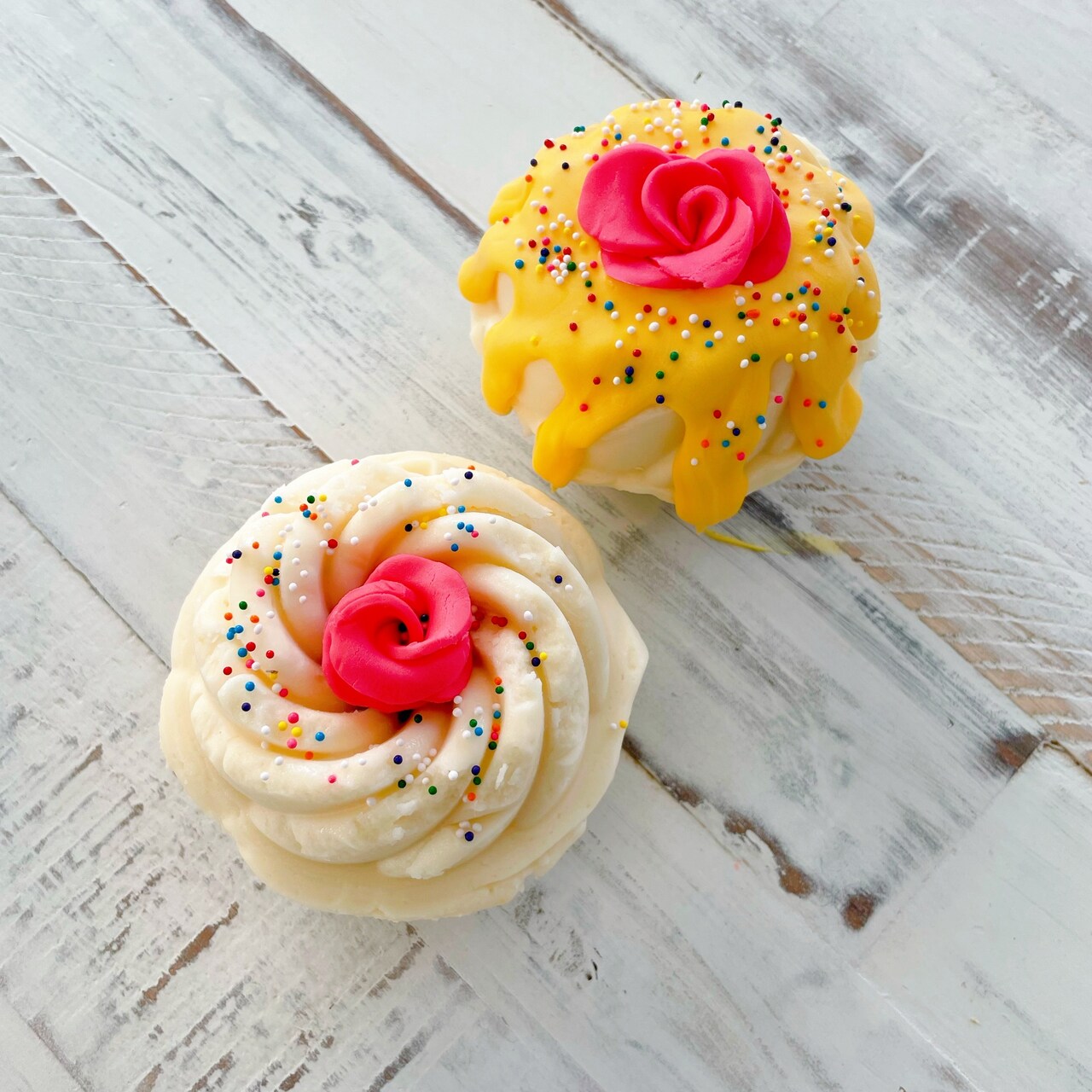 Cupcake Buttercream Decorations with @wildbakes